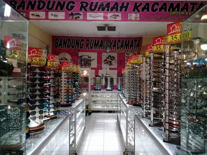 Optik kacamata jogja
